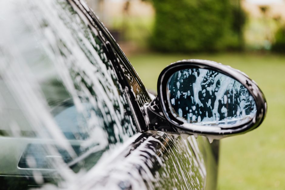 Express car wash foam application